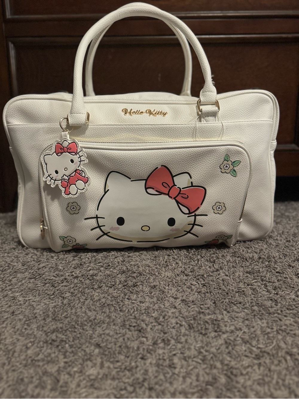 Hello Kitty Weekender
